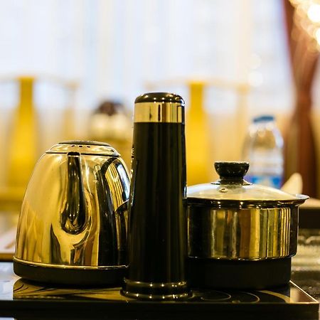 Guangzhou Zhuying Art Hotel Bagian luar foto
