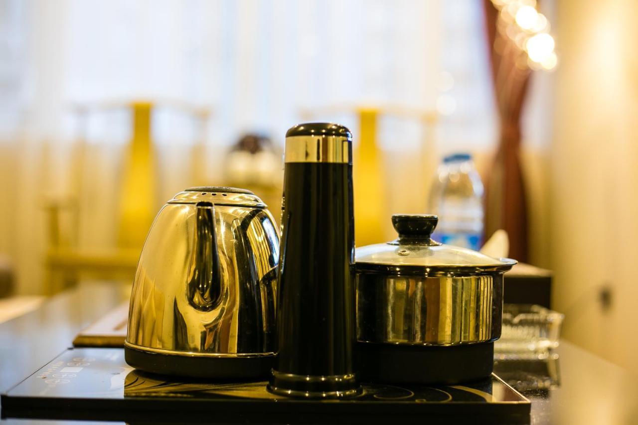 Guangzhou Zhuying Art Hotel Bagian luar foto